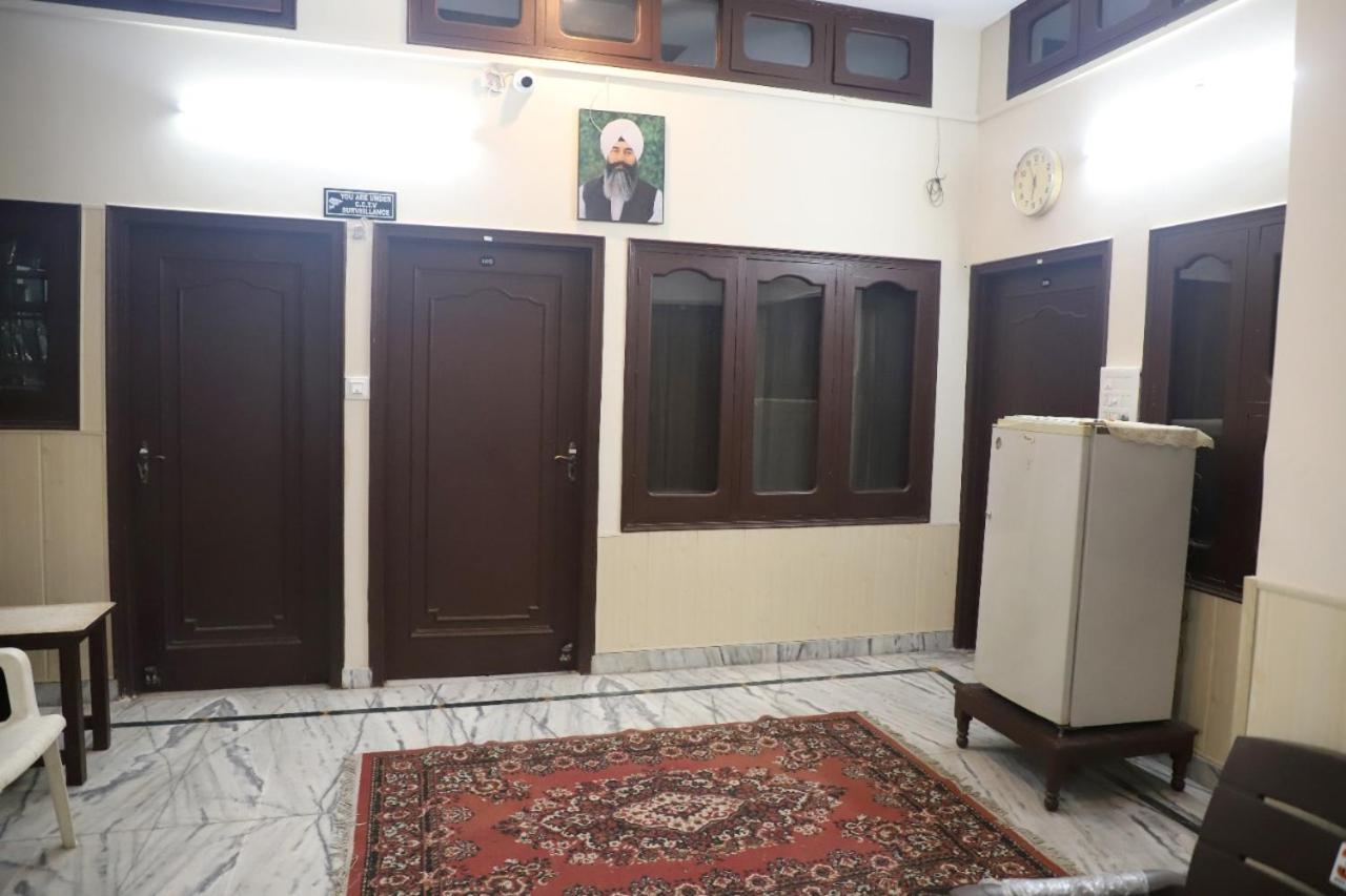 Rk Lodge Amritsar Eksteriør bilde