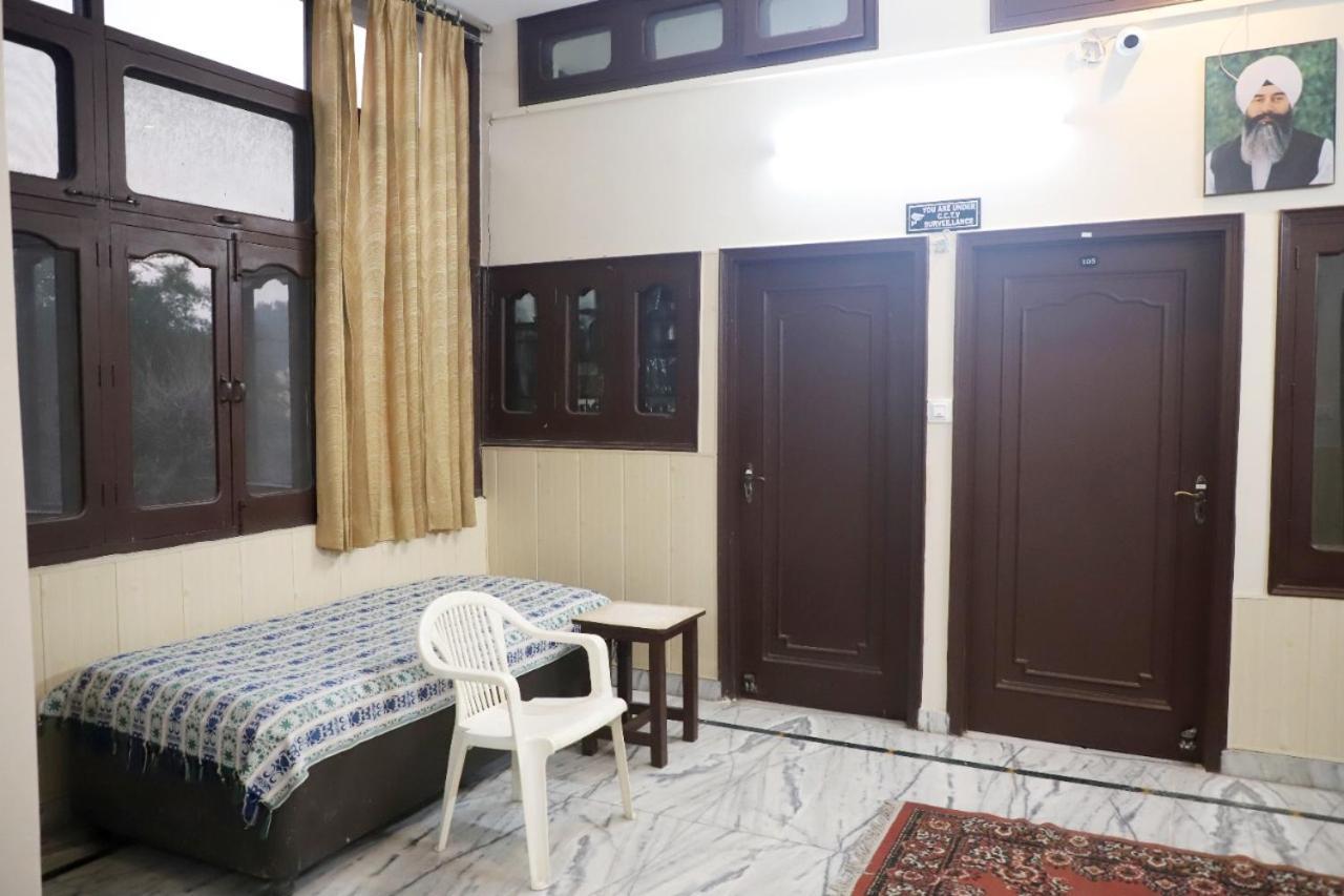 Rk Lodge Amritsar Eksteriør bilde