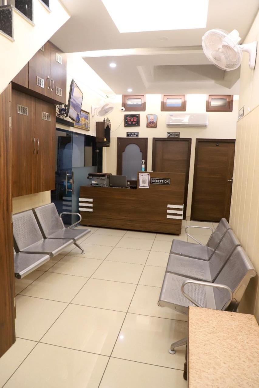Rk Lodge Amritsar Eksteriør bilde