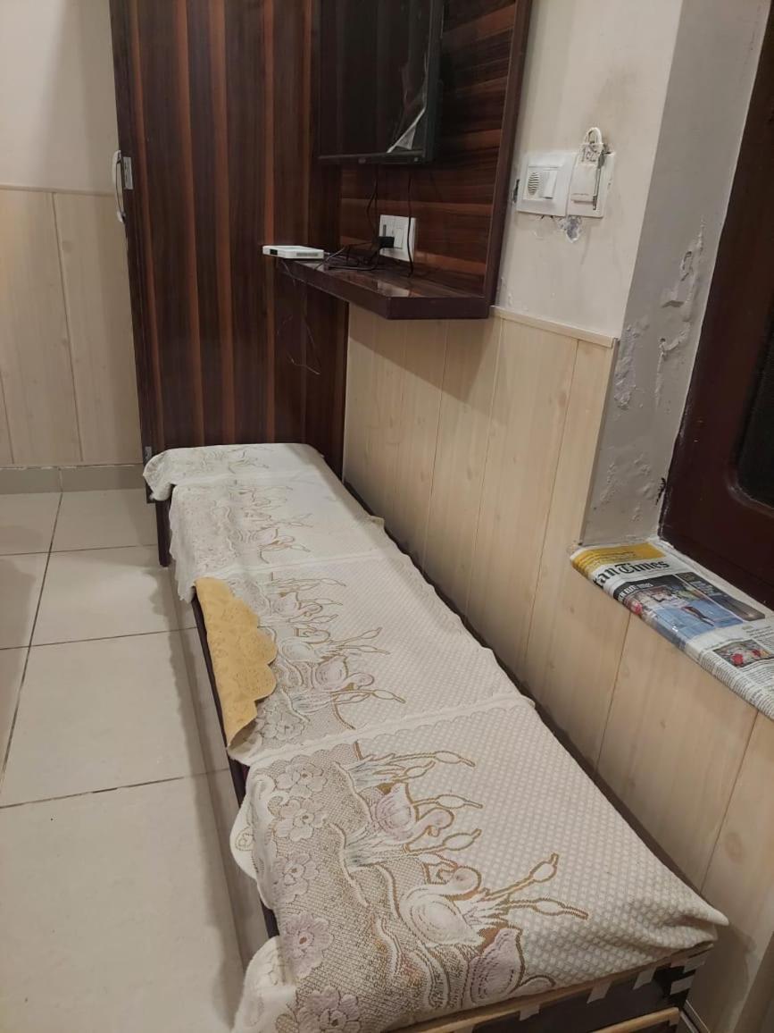 Rk Lodge Amritsar Eksteriør bilde